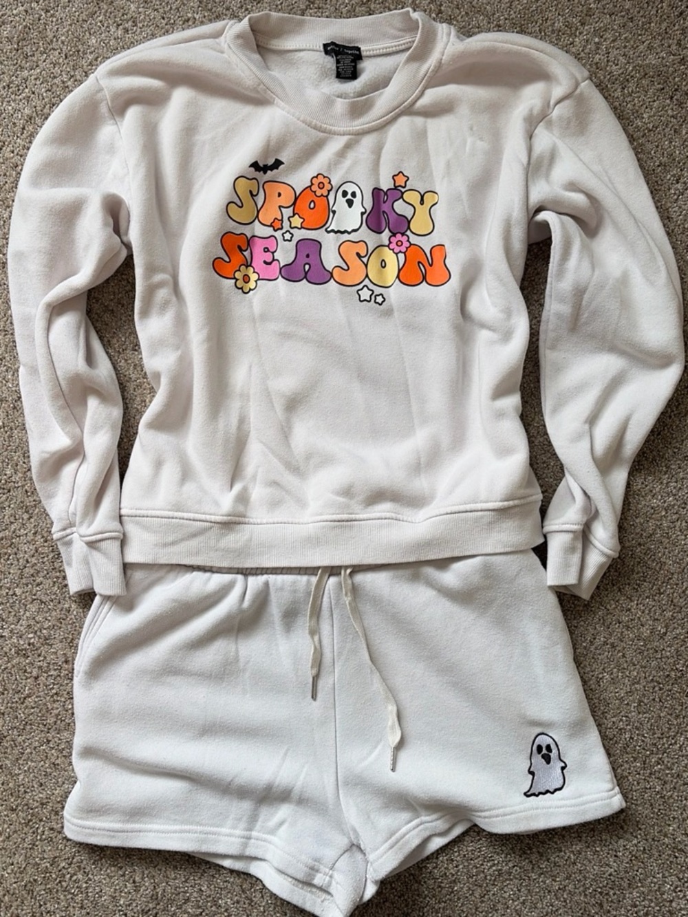 Spooky Season White Lounge Set - Cozy Halloween Top & Shorts